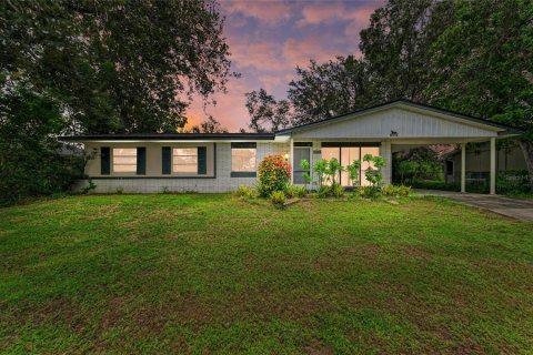 Villa ou maison à vendre à North Port, Floride: 4 chambres, 141.12 m2 № 1899920 - photo 2