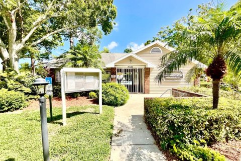 Casa en alquiler en Palm Harbor, Florida, 2 dormitorios, 90.67 m2 № 1791468 - foto 22