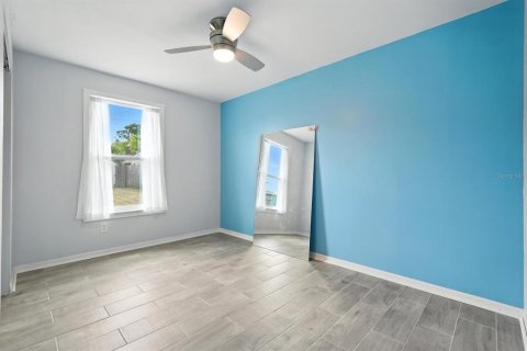 House in Edgewater, Florida 3 bedrooms, 111.48 sq.m. № 1853993 - photo 26