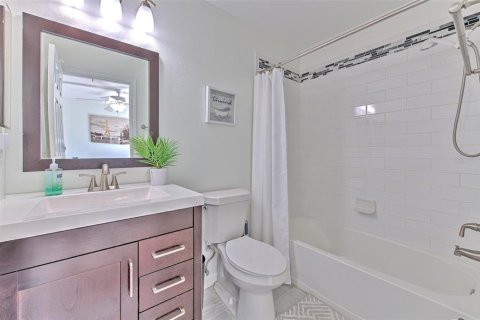 Adosado en alquiler en Riverview, Florida, 2 dormitorios, 123.37 m2 № 2099440 - foto 26
