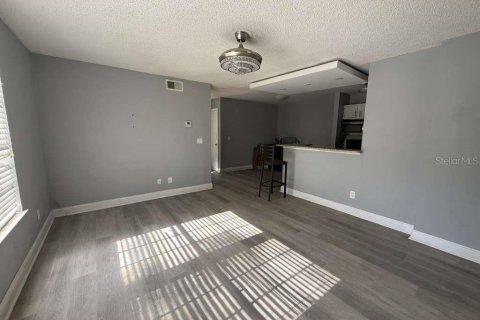 Condominio en venta en Orlando, Florida, 1 dormitorio, 67.08 m2 № 2094553 - foto 5