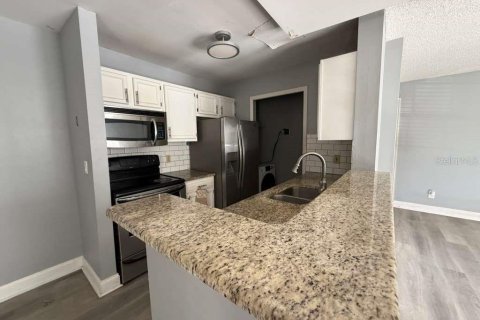 Condominio en venta en Orlando, Florida, 1 dormitorio, 67.08 m2 № 2094553 - foto 3