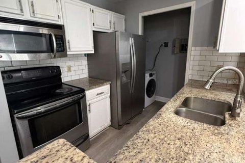Condominio en venta en Orlando, Florida, 1 dormitorio, 67.08 m2 № 2094553 - foto 13