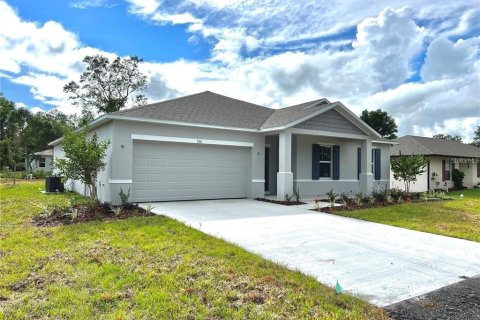 Villa ou maison à louer à Orange City, Floride: 4 chambres, 173.45 m2 № 2411633 - photo 2