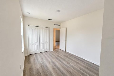 Villa ou maison à louer à Orange City, Floride: 4 chambres, 173.45 m2 № 2411633 - photo 21