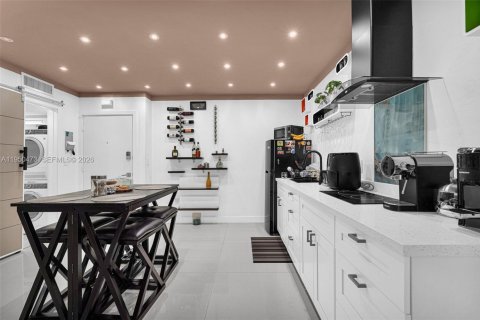 Condominio en venta en Miami, Florida, 1 dormitorio, 60.76 m2 № 2007996 - foto 7