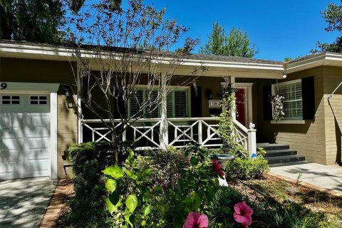 Casa en venta en Winter Park, Florida, 3 dormitorios, 167.6 m2 № 1659681 - foto 2