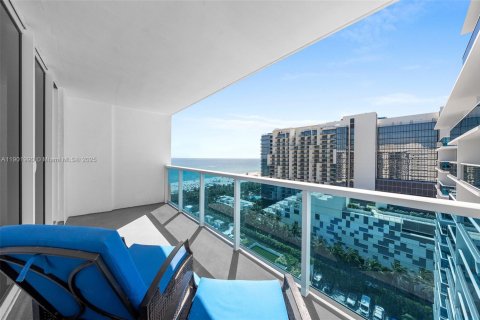 Condo in Miami Beach, Florida, 1 bedroom  № 1953578 - photo 14