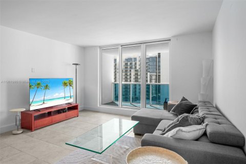 Condo in Miami Beach, Florida, 1 bedroom  № 1953578 - photo 7