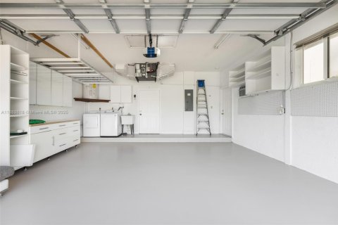 Casa en venta en Dania Beach, Florida, 3 dormitorios, 200.48 m2 № 2035417 - foto 20