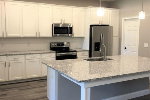 Casa en alquiler en Winter Haven, Florida, 3 dormitorios, 165.74 m2 № 1849686 - foto 12
