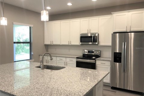 Casa en alquiler en Winter Haven, Florida, 3 dormitorios, 165.74 m2 № 1849686 - foto 15