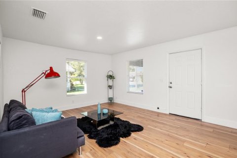 Casa en venta en Plant City, Florida, 3 dormitorios, 118.17 m2 № 1910836 - foto 11