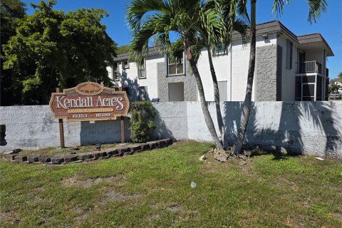 Condo in Miami, Florida, 2 bedrooms  № 1966901 - photo 30