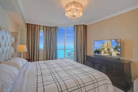 Condo in Sunny Isles Beach, Florida, 3 bedrooms № 2175820 - photo 28