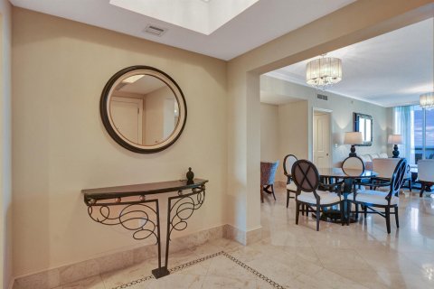 Condo in Sunny Isles Beach, Florida, 3 bedrooms № 2175820 - photo 4