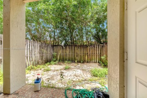 Condo in Opa-locka, Florida, 3 bedrooms  № 1842909 - photo 16