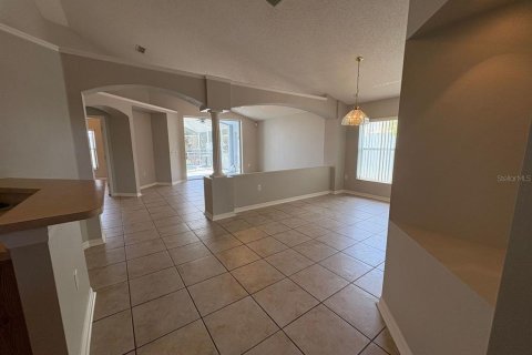 Villa ou maison à louer à Kissimmee, Floride: 4 chambres, 169.27 m2 № 1826855 - photo 3