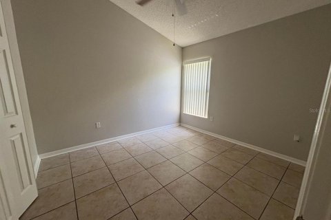 Villa ou maison à louer à Kissimmee, Floride: 4 chambres, 169.27 m2 № 1826855 - photo 16