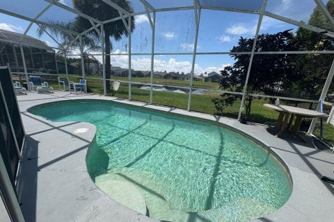 Villa ou maison à louer à Kissimmee, Floride: 4 chambres, 169.27 m2 № 1826855 - photo 2