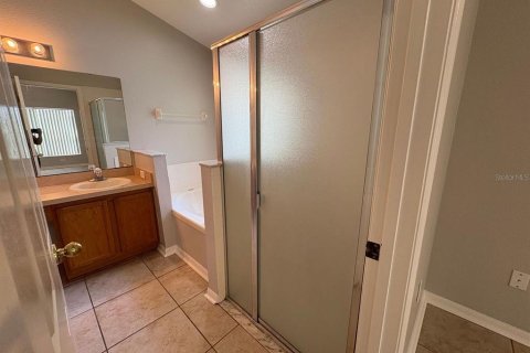 Villa ou maison à louer à Kissimmee, Floride: 4 chambres, 169.27 m2 № 1826855 - photo 24