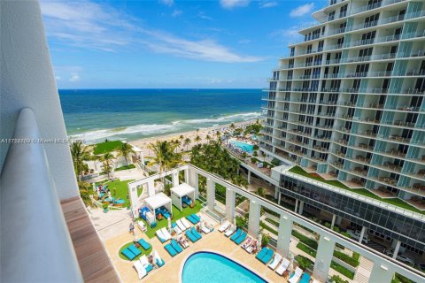 Condominio en venta en Fort Lauderdale, Florida, 1 dormitorio, 53.79 m2 № 1860306 - foto 1