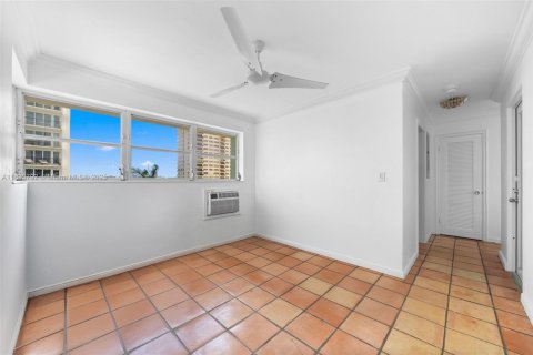 Copropriété à vendre à Fort Lauderdale, Floride: 1 chambre, 117.52 m2 № 2035349 - photo 13