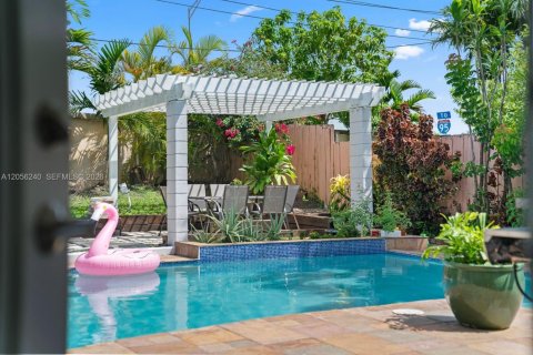 Villa ou maison à louer à North Miami Beach, Floride: 3 chambres, 224.54 m2 № 2187002 - photo 30