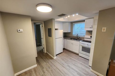 Appartement à louer à Indian Rocks Beach, Floride: 1 chambre, 69.68 m2 № 2321701 - photo 5
