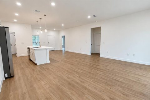 House in Ocala, Florida 4 bedrooms, 173.26 sq.m. № 2424215 - photo 16