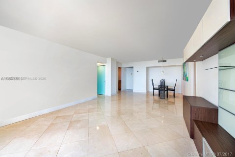 Copropriété à louer à Aventura, Floride: 2 chambres, 107.58 m2 № 2024230 - photo 5