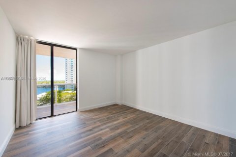 Copropriété à louer à Aventura, Floride: 2 chambres, 107.58 m2 № 2024230 - photo 12