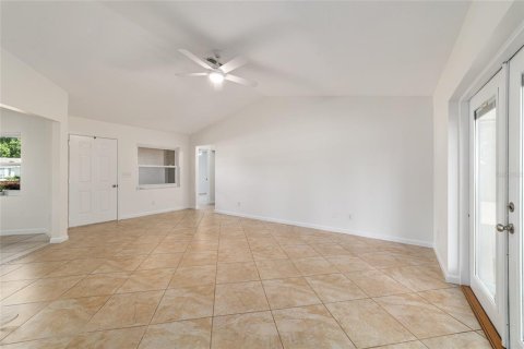 Casa en venta en Ocala, Florida, 3 dormitorios, 121.14 m2 № 1598045 - foto 13