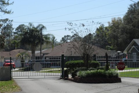 Land in Silver Springs Shores, Florida № 2394393 - photo 2