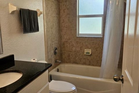 Casa en venta en North Port, Florida, 3 dormitorios, 185.06 m2 № 1769287 - foto 26