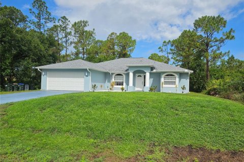 Casa en venta en North Port, Florida, 3 dormitorios, 185.06 m2 № 1769287 - foto 1