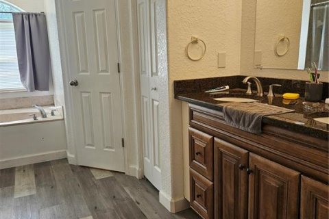Casa en venta en North Port, Florida, 3 dormitorios, 185.06 m2 № 1769287 - foto 10