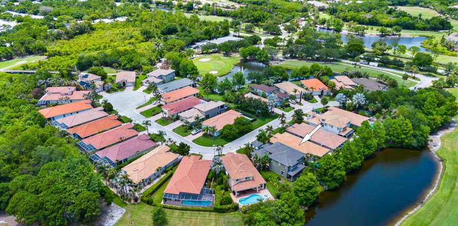Villa ou maison à Palm City, Floride 2 chambres, 205.87 m2 № 2173845