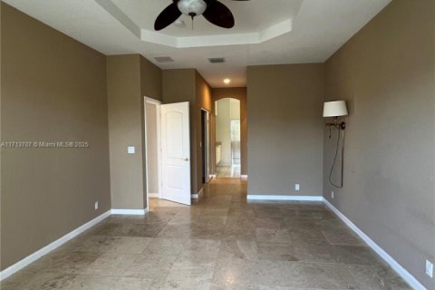 House in Delray Beach, Florida 5 bedrooms, 277.03 sq.m. № 1471747 - photo 15