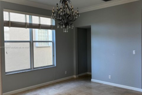 House in Delray Beach, Florida 5 bedrooms, 277.03 sq.m. № 1471747 - photo 8