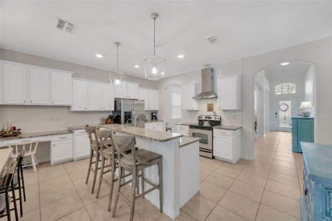 Casa en venta en Land O' Lakes, Florida, 5 dormitorios, 298.22 m2 № 1914409 - foto 8