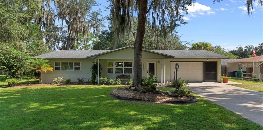 Villa ou maison à Inverness, Floride 2 chambres, 128.02 m2 № 2306225