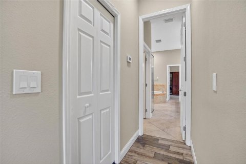 Casa en venta en Wesley Chapel, Florida, 4 dormitorios, 299.8 m2 № 1898611 - foto 29
