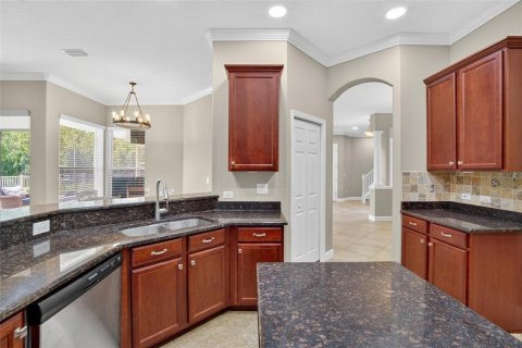 Casa en venta en Wesley Chapel, Florida, 4 dormitorios, 299.8 m2 № 1898611 - foto 12