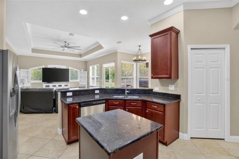 Casa en venta en Wesley Chapel, Florida, 4 dormitorios, 299.8 m2 № 1898611 - foto 13