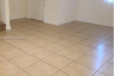 House in Homestead, Florida 3 bedrooms, 141.58 sq.m. № 2046019 - photo 2