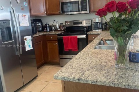 House in Homestead, Florida 3 bedrooms, 141.58 sq.m. № 2046019 - photo 5