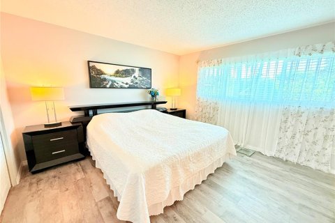 Casa en venta en North Port, Florida, 3 dormitorios, 158.49 m2 № 2122808 - foto 21