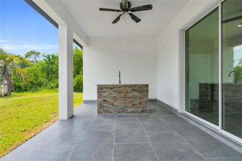 Villa ou maison à vendre à Port Charlotte, Floride: 4 chambres, 186.08 m2 № 1878092 - photo 27