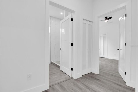 Villa ou maison à vendre à Port Charlotte, Floride: 4 chambres, 186.08 m2 № 1878092 - photo 25